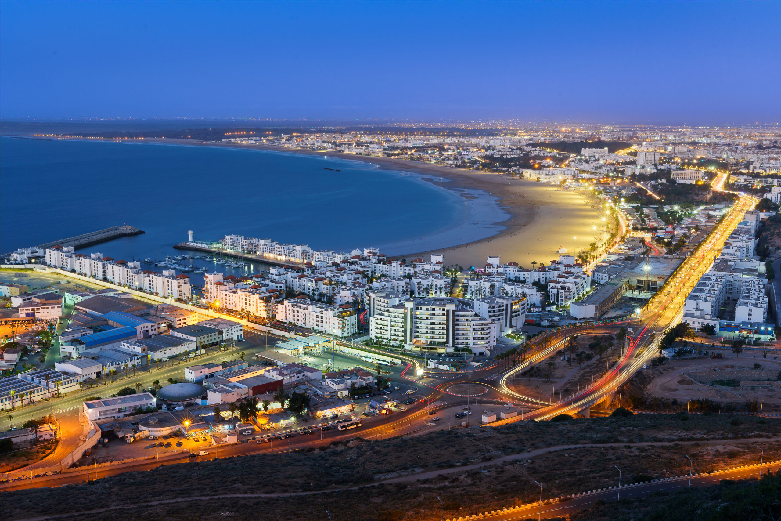 background-FIIS-mirror